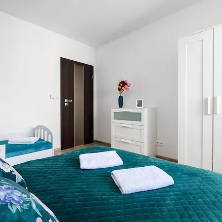 Apartmán Przestronny Centrum Miedzy 2 Jeziorami