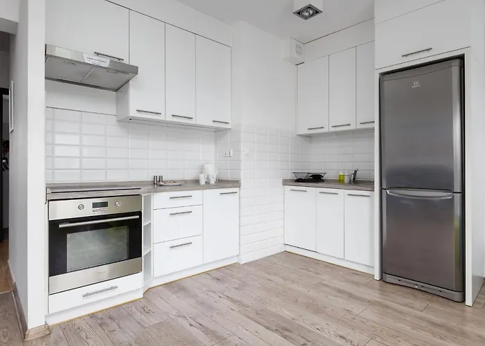 Apartament Przestronny Centrum Między 2 Jeziorami